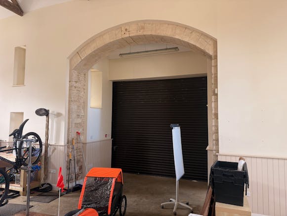 Church Farm Barn, Church Farm, Long Newnton,, Tetbury, Industrial To Let - Internal 006.jpg