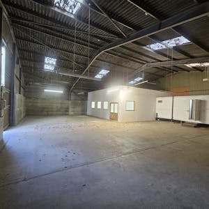 Unit 2, Little Bayham, Lamberthurst, Industrial / Office To Let - 20251126_100116_resized.jpg