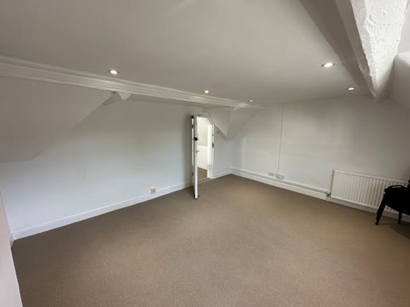 89 High Street, Thame, Office To Let - 4.jpeg