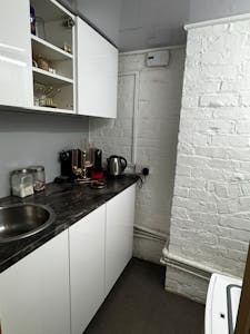 218 Burton Road, Manchester, Leisure / Retail To Let - image2.jpeg