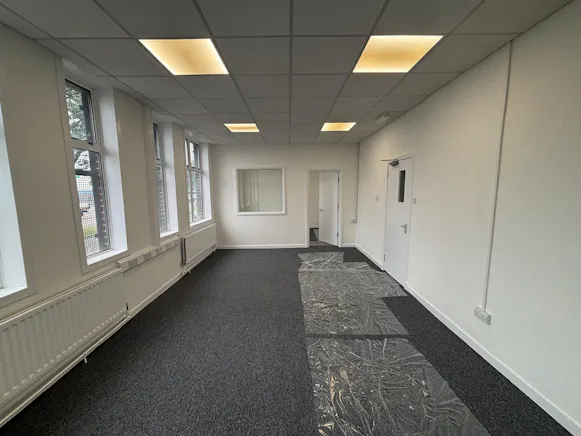 13 Carlyle Avenue, Glasgow, Industrial To Let - WhatsApp Image 2026-07-01 at 07.19.51.jpeg