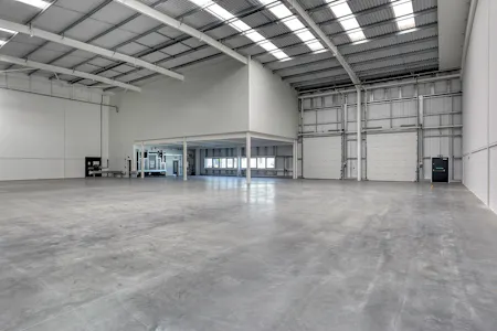 Unit 6 Bartley Junction, Hook, Industrial / Warehouse To Let - warehouse