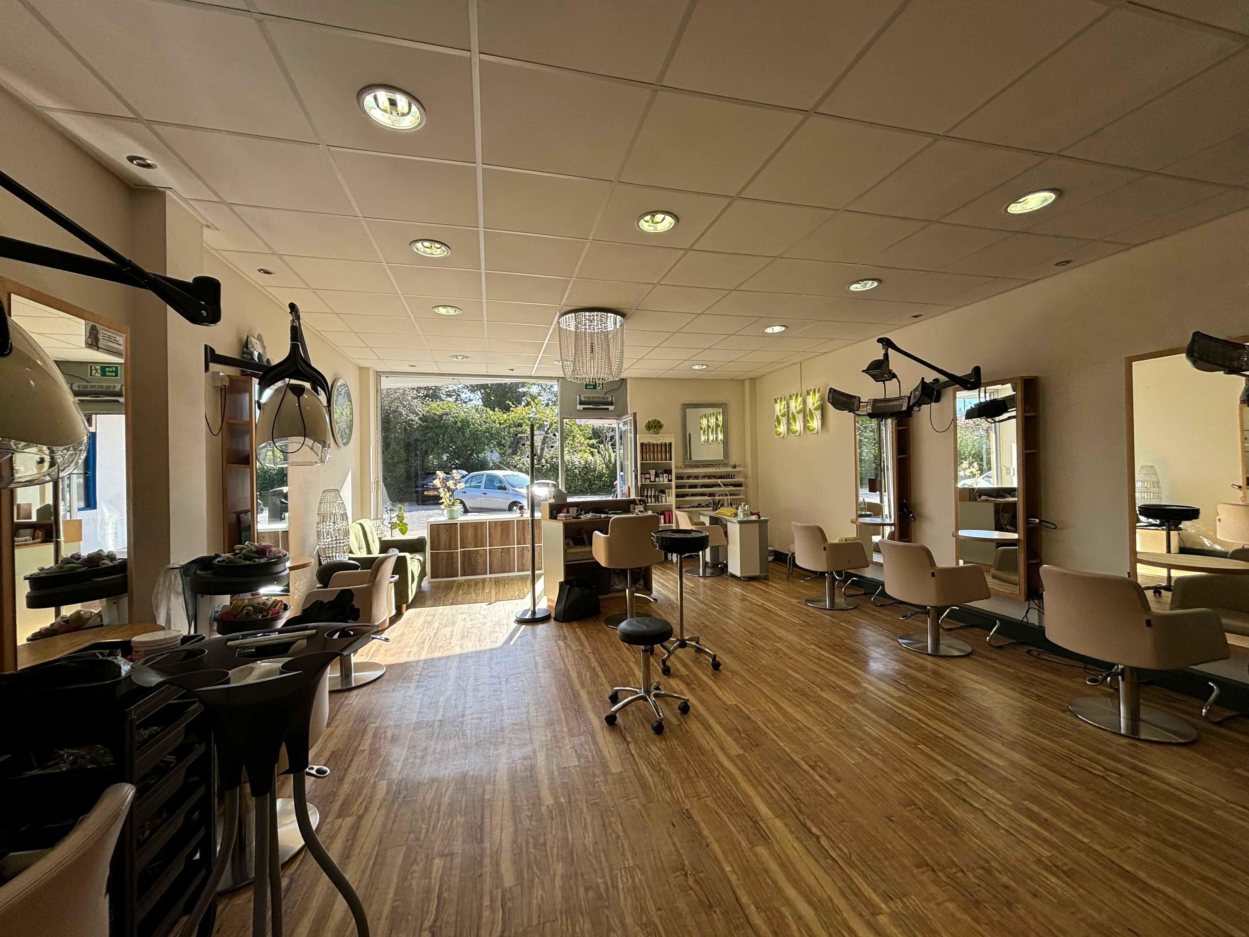 Retail/Shop in Gosport - photo 2