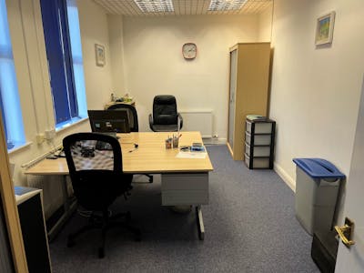 Second Floor Office Suites, Unit 3 Sceptre House, Harrogate, Office To Let - Office 1