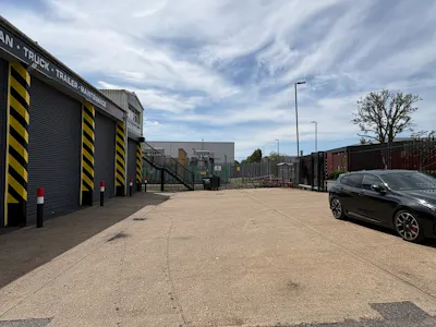 Phoenix House, River Gardens, Feltham, Motortrade / Industrial / Warehouse For Sale - IMG_8262.JPEG