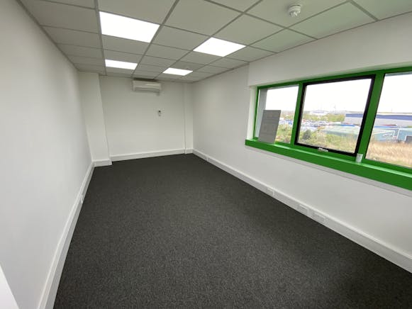 Unit D3, Thames View Business Centre, Fairview Industrial Estate, Rainham, Industrial To Let - Rainham  Thames View D3 office 2.jpg