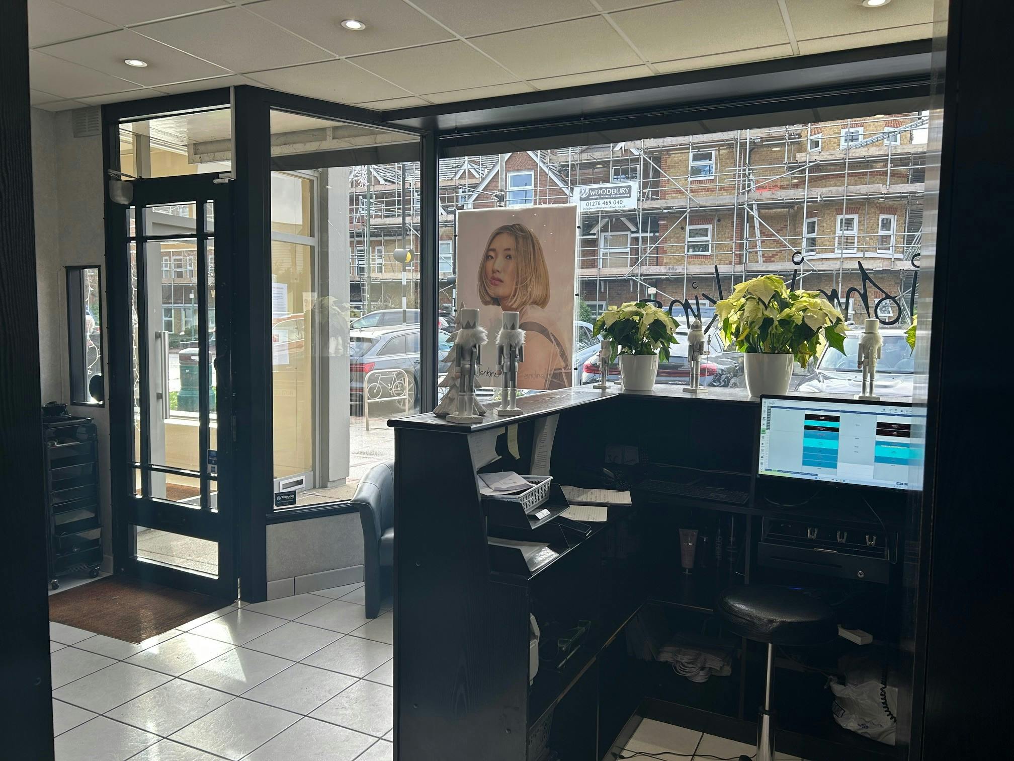 63 Chobham Road, Sunningdale, Retail To Let - 1.jpg