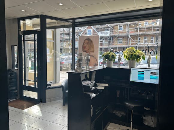 63 Chobham Road, Sunningdale, Retail To Let - 1.jpg