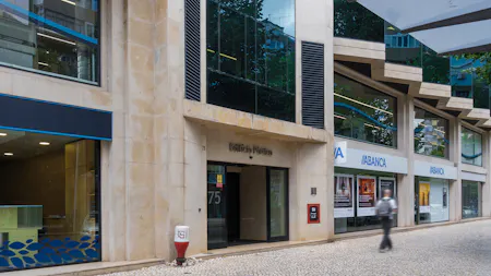 Pórtico, Av. Columbano Bordalo Pinheiro 75, Lisboa, Office To Let - Fachada_003.jpg
