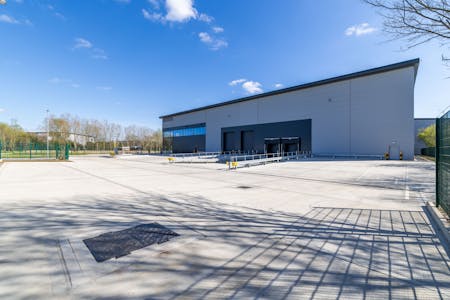 Unit 4, AIR Heathrow, Feltham, Industrial / Warehouse To Let - Eighty_Wrenbridge_AIR_0207.jpg