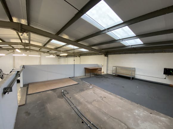 19 Bordon Trading Estate, Bordon, Industrial / Warehouse To Let - IMG_4160.jpeg