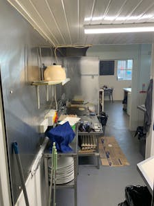 1 & 2 Oxford Road, Yeovil, Industrial/Logistics To Let - 3.jpg