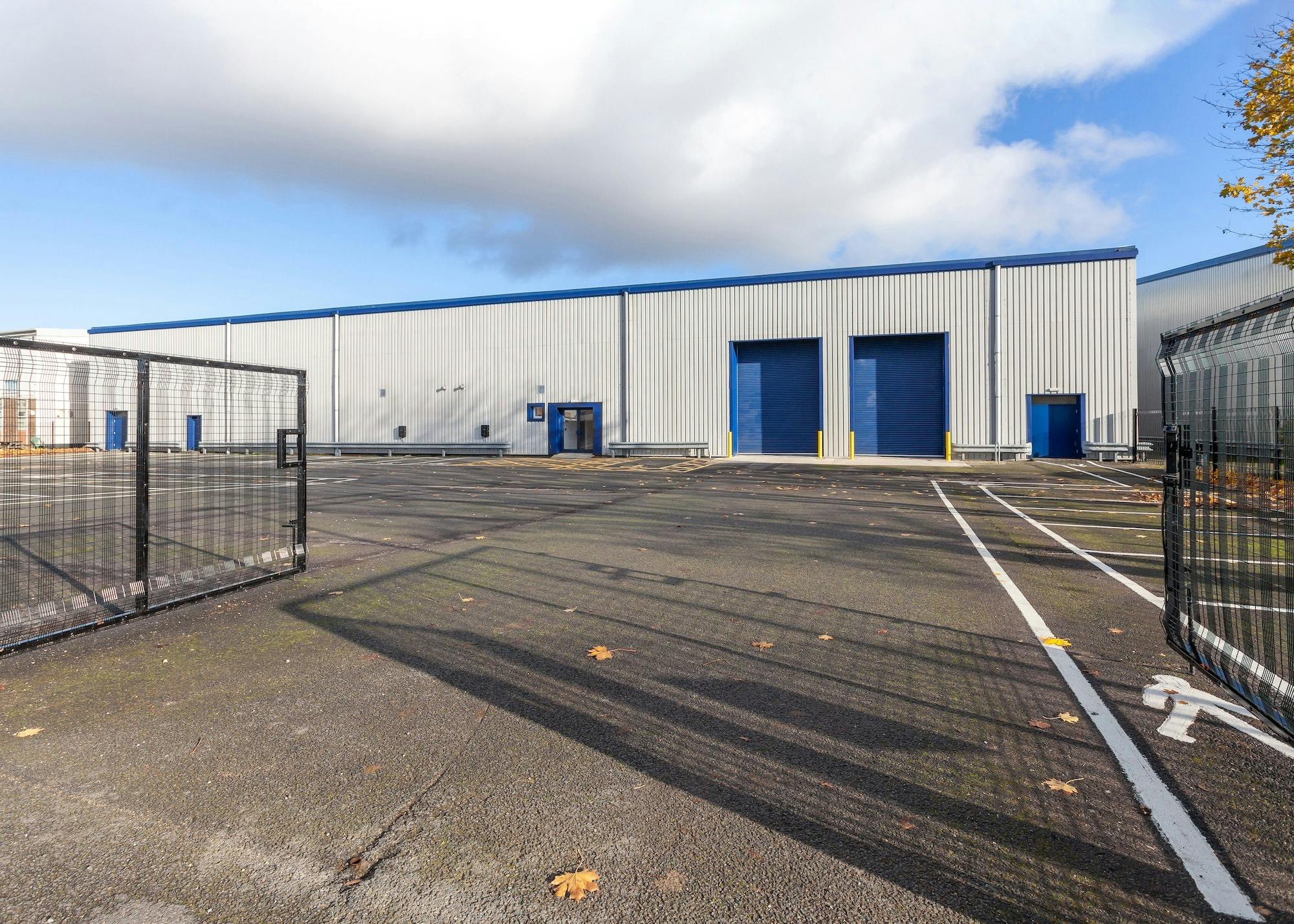 Unit 29 Techno Trading Estate, Swindon, Industrial To Let - 29 Techno _7369.jpg