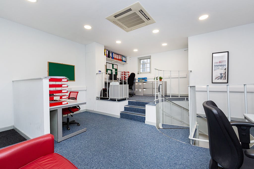 Office in London - photo 4