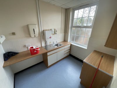 Retford Hospital, Retford, Office To Let - IMG_4971.jpeg