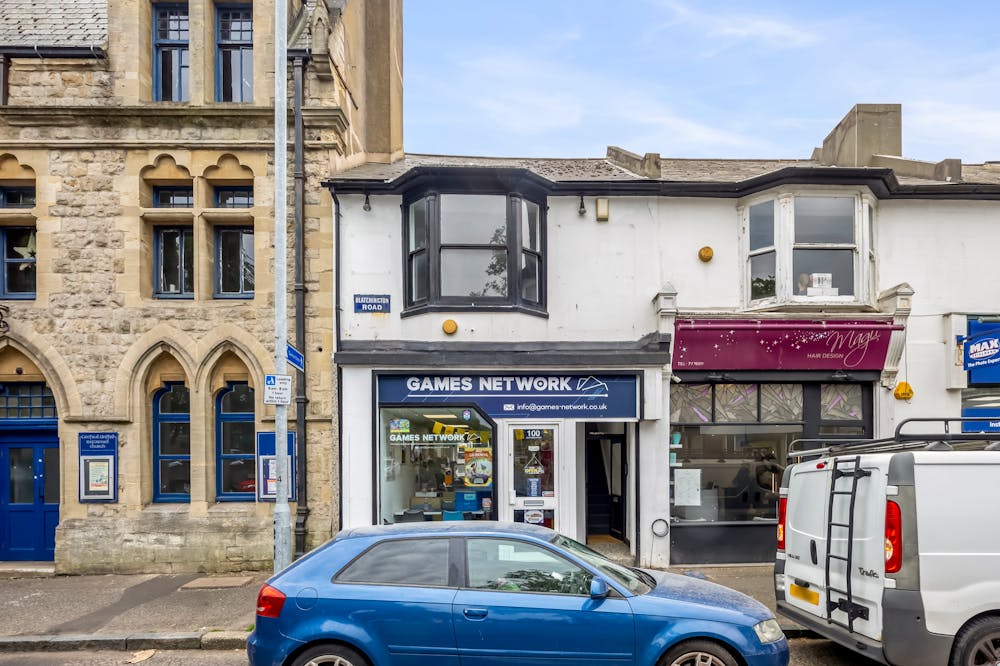 100 & 100a Blatchington Road - Blatchington Road 100-002.jpg