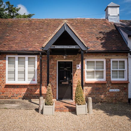 Burnham House Lodge, Burnham, Offices To Let - BH GX71070914.jpg