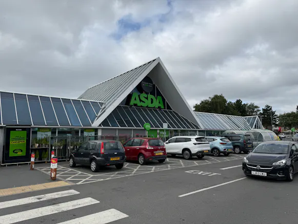 Unit 2 Asda Superstore, Cooperative Rd, Leeds, Other / Restaurant / Cafe / Retail To Let - IMG_2119.jpeg