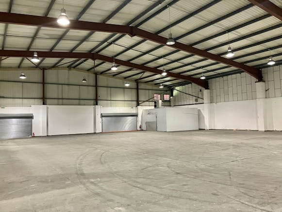 Unit 7 Plane Tree Crescent, Feltham, Industrial To Let - IMG_1102.jpg