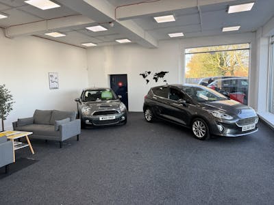 Unit 1 Lion Garage, Portway Trading Estate, Alcester Road, Birmingham, Showroom / Trade Counter To Let - IMG_3935.JPG