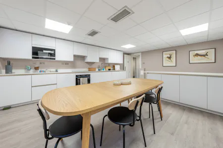 48-49 Russell Square, London, Office / Serviced Office To Let - DSC06408HDREdit.jpg