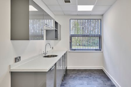 6070 Knights Court, Birmingham Business Park, Solihull, Office To Let / For Sale - Photo 8