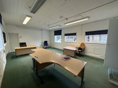 Office Suite, Old Coach House, Adwell, Office To Let - IMG_2029.jpeg