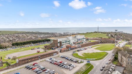 Brighton Racecourse, Freshfield Road, Brighton, Automotive Roadside (Car Showroom) / Office To Let - Freshfield Road, Brighton Racecourse-001.JPG