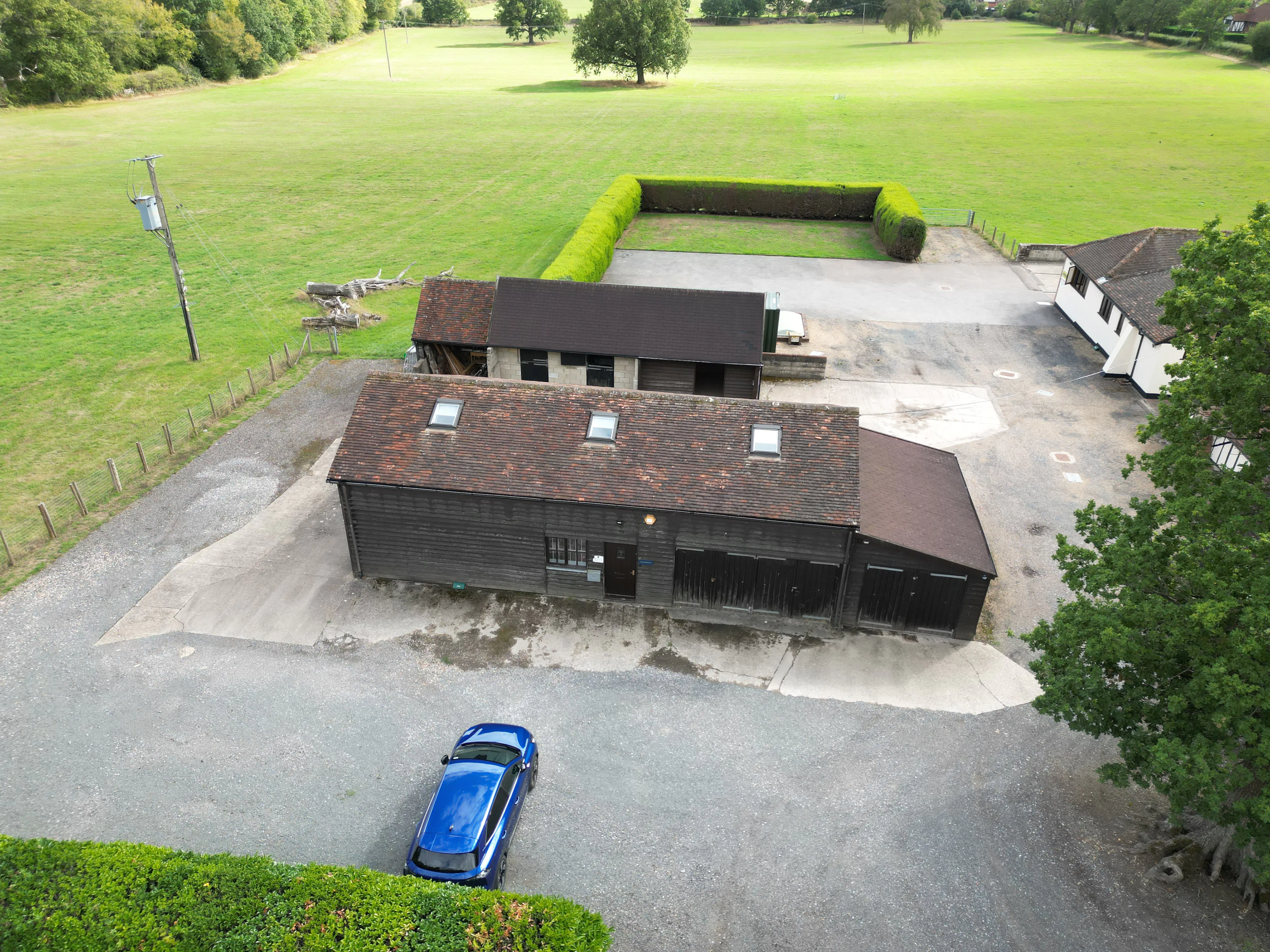 The Annexe, Meadow Court, Horsham, Office To Let - DJI_0100.JPG