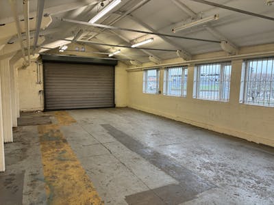 Eastern Business Park, Elgin Crescent, Hounslow, Industrial / Warehouse To Let - 16199 A&B