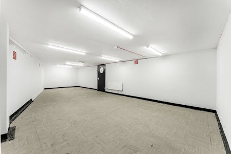 35 Highbury Corner, London, Office / Retail / Showroom To Let - 13_40010.jpg