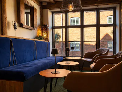 Bailiffs House, High Street, Bewdley, Leisure / Mixed Use / Residential For Sale - p2.jpg