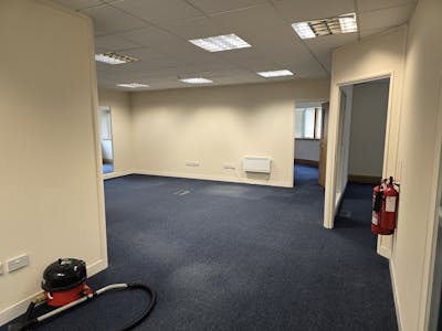 Unit 8, Ridgeway Office Park, Petersfield, Business Park / Office To Let - 20240708_110058.jpg