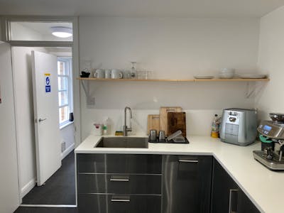 1st & 2nd Floors, 9 Church Street, Brighton, Office To Let - 20220822_132531060_iOS.jpg