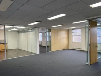Cavendish House, Egham, Office To Let - 5-The-Avenue-Egham-Building-Photo-3-LargeHighDefinition.jpg