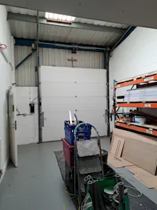 Unit 3 Betchworth Works, Crawley, Business Units / Industrial For Sale - 20260625_144517.jpg