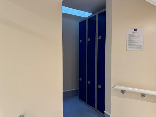 130 Fleet Street, London, Offices To Let - Bmt shower room - lockers