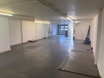 Unit 25 Walthamstow Business Centre, London, Industrial / Warehouse To Let - IMG_0597.jpeg