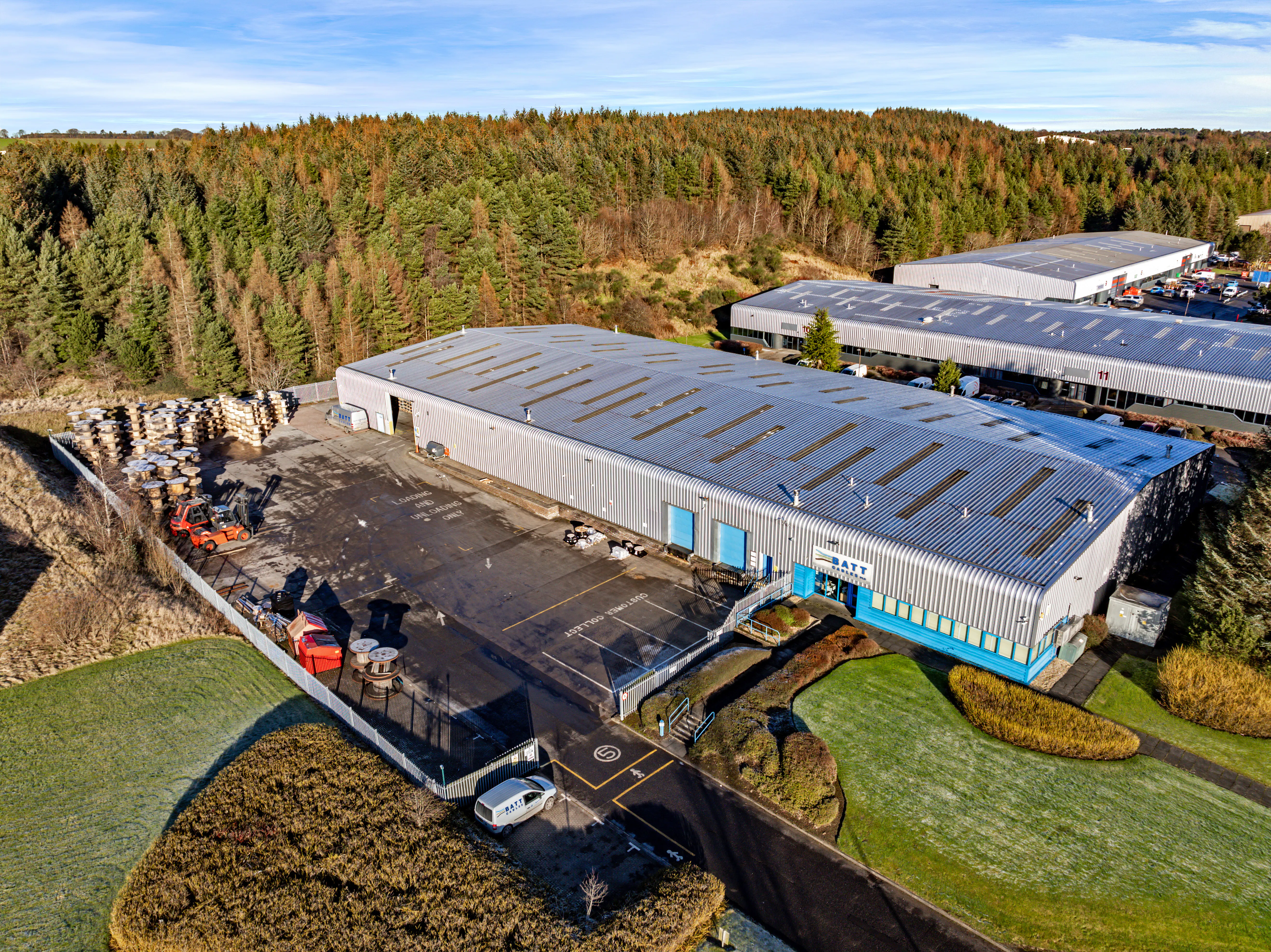 1 Chalmers Square, Livingston, Industrial To Let - 1 Chalmers Square Livingston (7 of 28).JPG