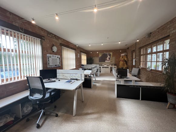 Office 8/9, Burrough Court, Melton Mowbray, Office To Let - Office 8 Landscape.jpg
