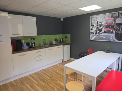 29 Lonmay Place, Glasgow, Office For Sale - 29 Lonmay Place - 002.jpg