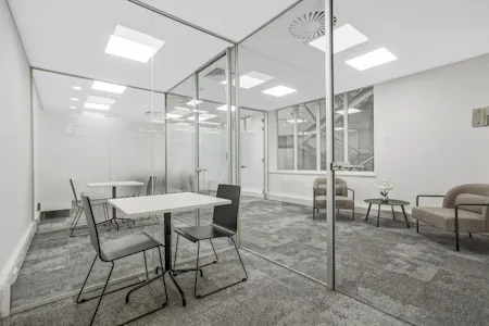 9 Kingsway, London, Office To Let - DSC05228.jpg