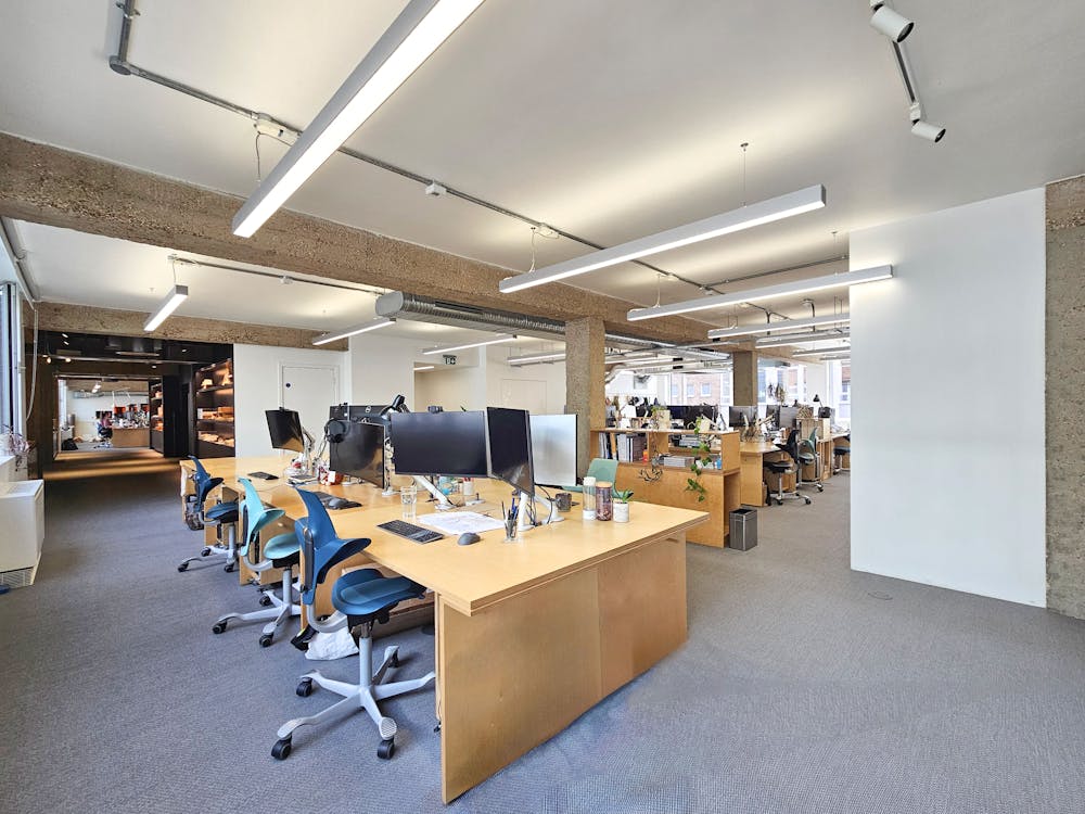 Sutton Yard, 65 Goswell Road, London, Office To Let - 20240510_120444.jpg