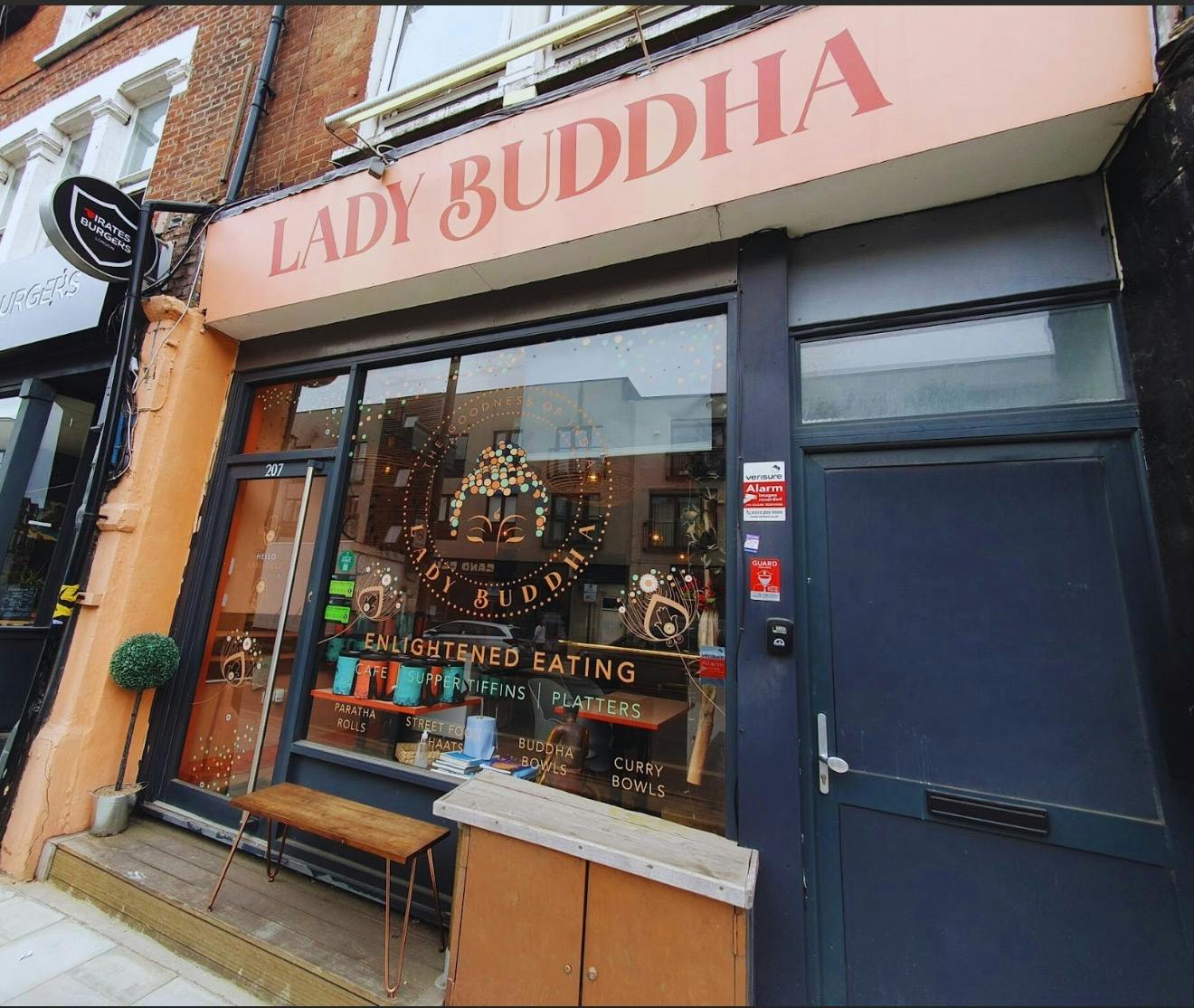 207 Garratt Lane, London, Restaurant Lease Assignment - 72e3bc3b-8b25-43fe-912f-a4d7f1541241.jpg