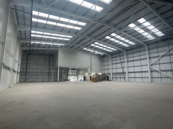 INTER, Tewin Road, Welwyn Garden City, Hertfordshire, Warehouse & Industrial To Let - IMG_2299.jpeg