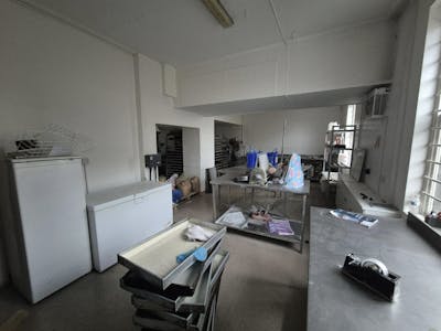 261 Ainsworth Road, Manchester, High Street Retail / Serviced Office For Sale - Bakery