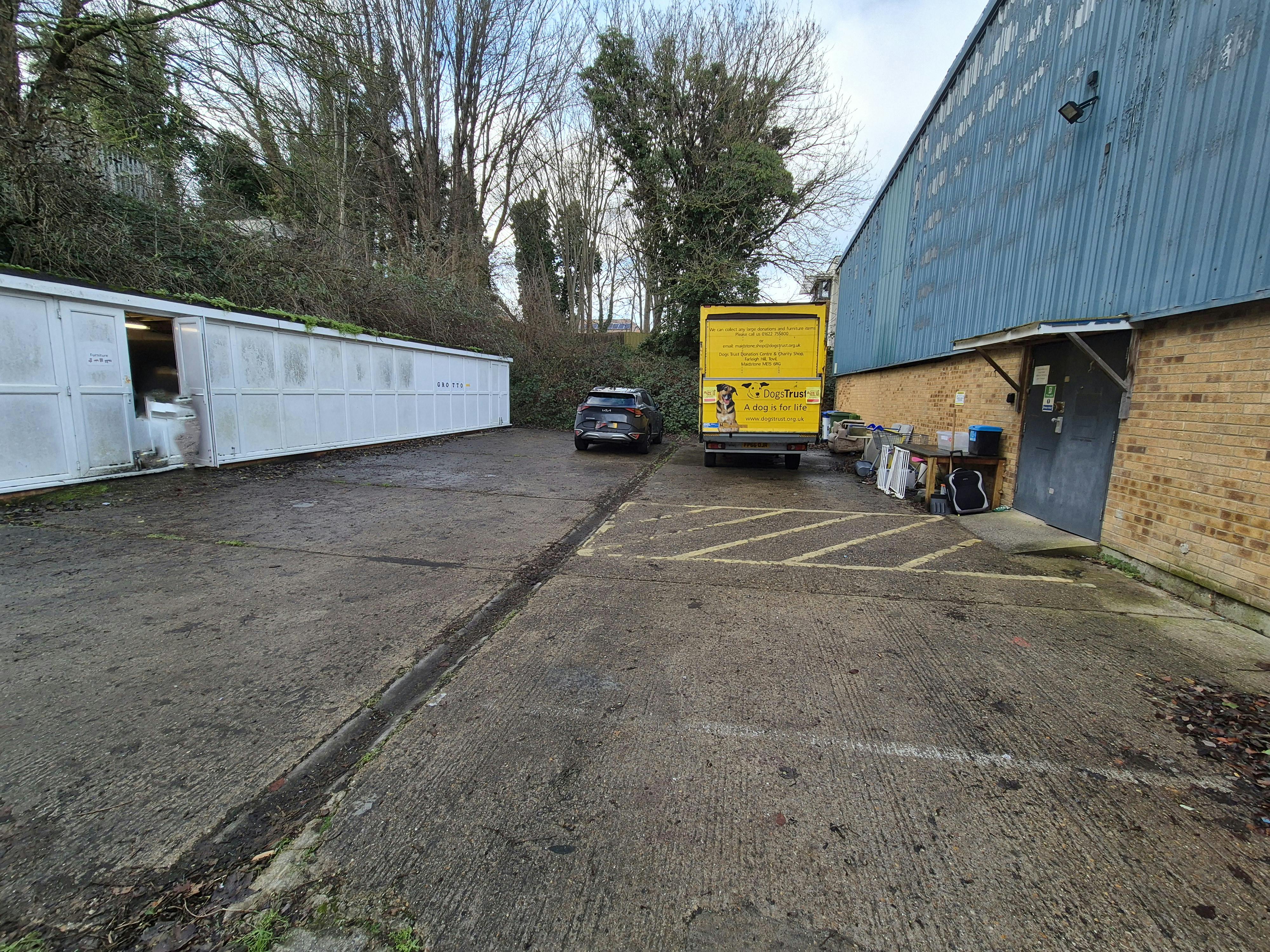 Industrial Unit in Maidstone - photo 3