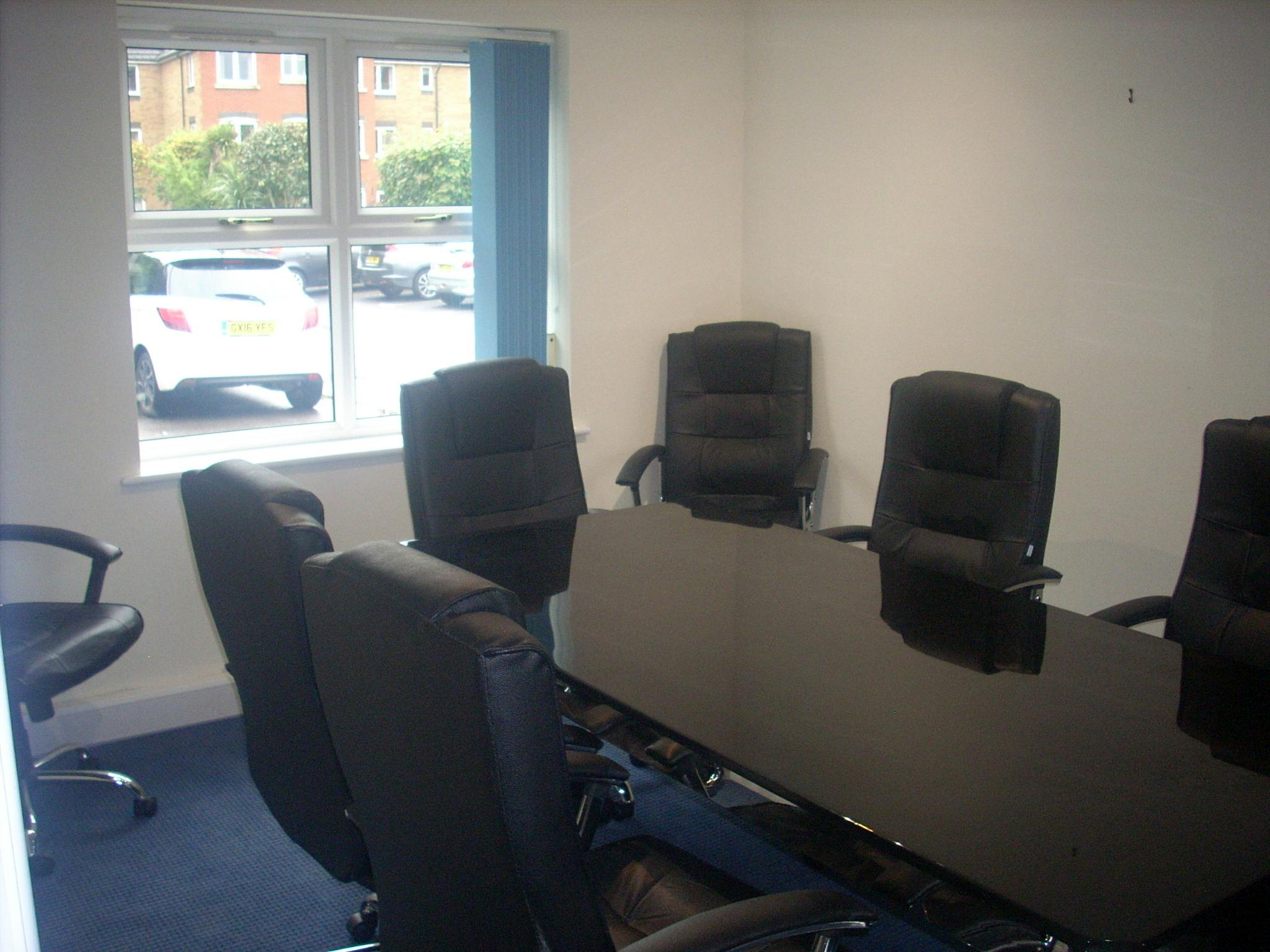 1 Hartdene House, Bagshot, Offices / Other To Let - DSCN5556.JPG