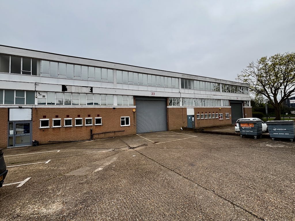 23 24 Eldon Way Biggleswade Warehouse To Let