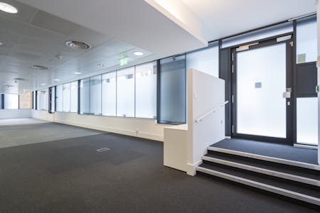 30 Nile St., London, Office To Let - Self Contained Entrance